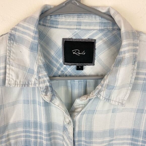 Rails Hunter Check Plaid Button-Front Shirt - Picture 6 of 6